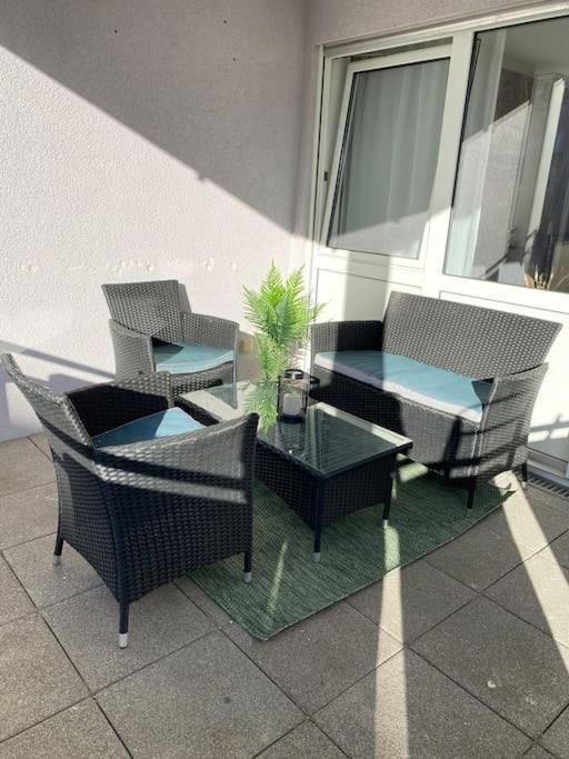 Design, Hochschule, Wildpark, Zentral, Waipu Tv, Netflix Apartment Pforzheim Exterior photo
